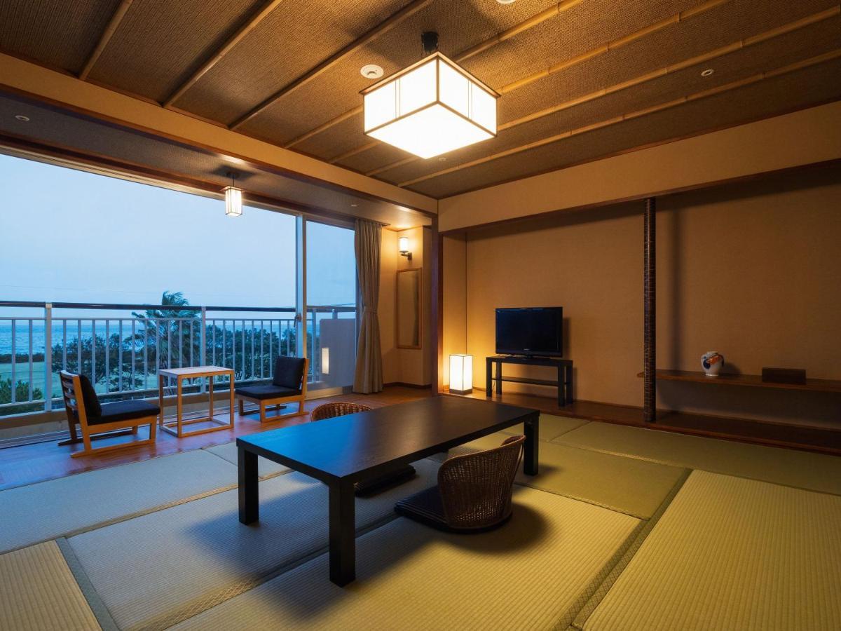 Hotel Koran No Yu Kinkouro Ibusuki Exterior foto